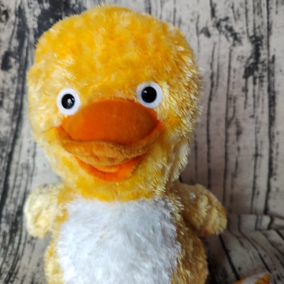Hallmark Totally Ticklish Duck 2011 Sound Motion sings hippity hoppity - Picture 3 of 8